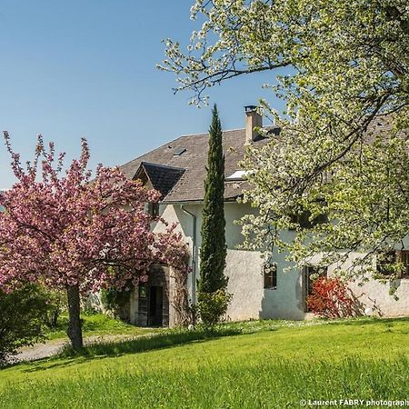Gite Du Porche Saint-Jean-de-la-Porte Экстерьер фото