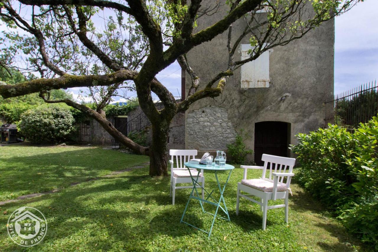 Gite Du Porche Saint-Jean-de-la-Porte Экстерьер фото