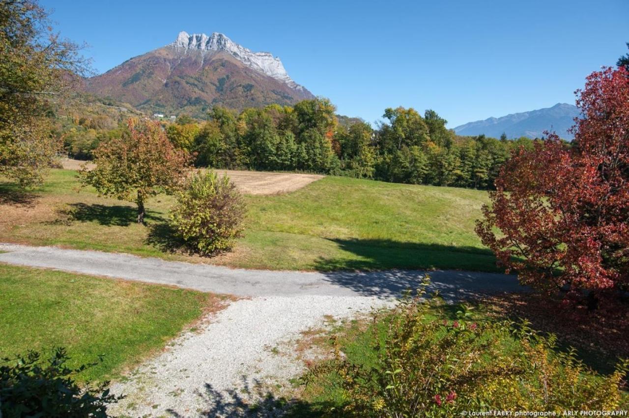 Gite Du Porche Saint-Jean-de-la-Porte Экстерьер фото